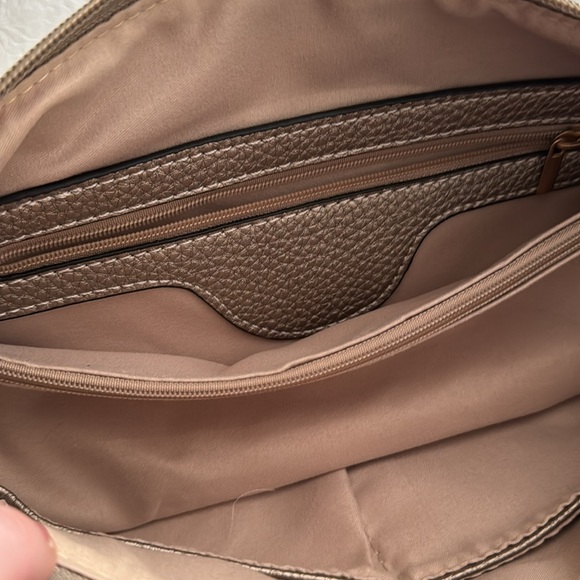 Faux Leather purse - Picture 6 of 6